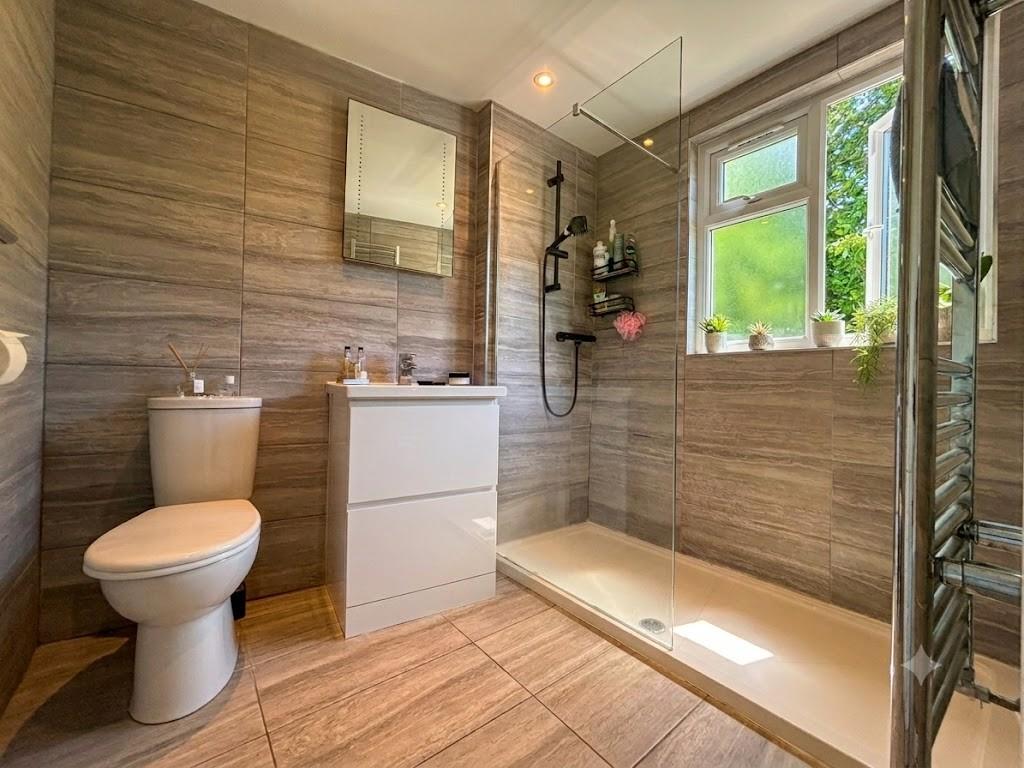 Grants Close, Mill Hill, NW7, London